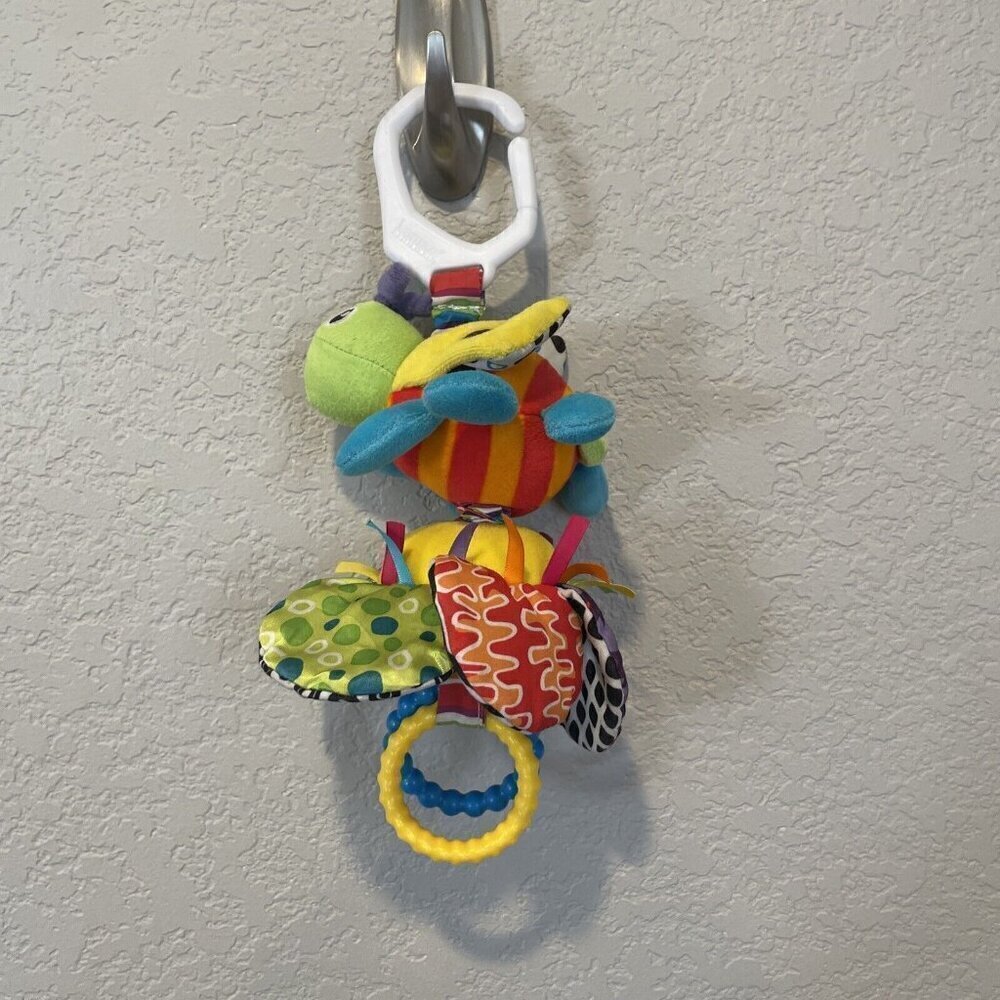Lamaze Flutterbug Play & Grow Baby Activity Early Development Rattle Toy Vibrate - Picture 4 of 6